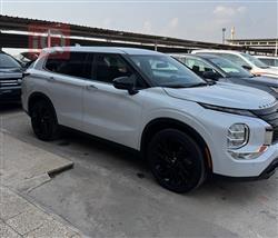 ميتسوبيشي اوتلاندر